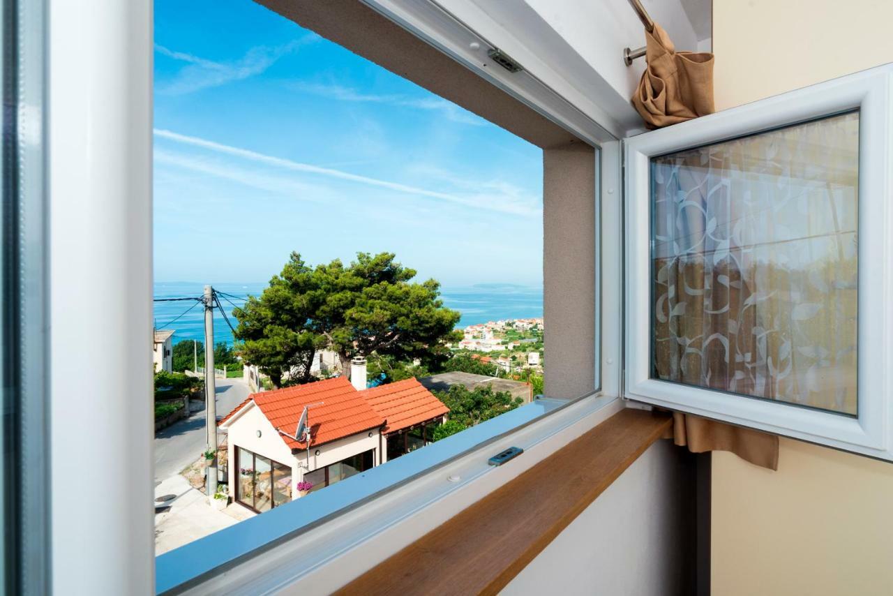Apartments Intrada Подстрана Экстерьер фото