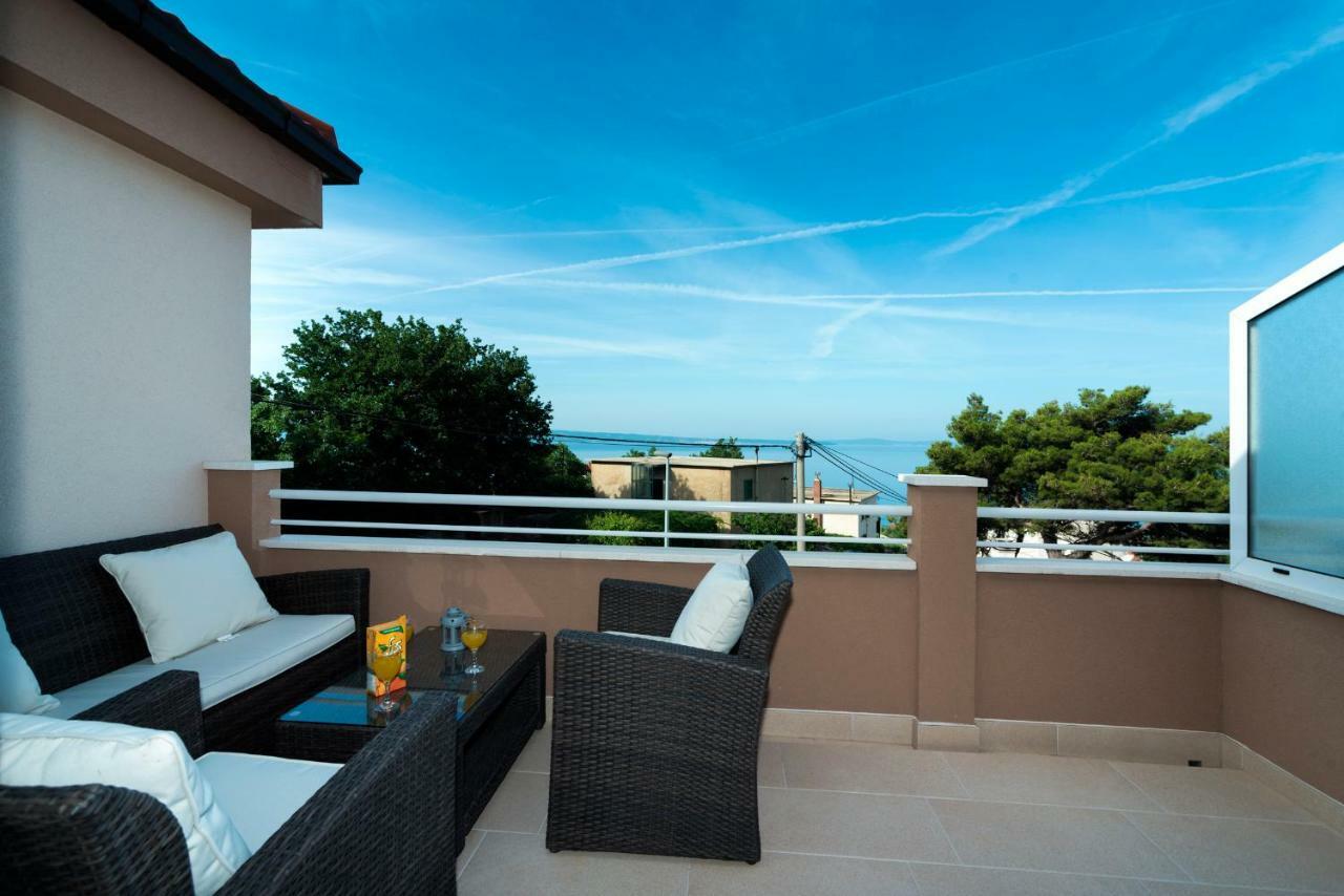 Apartments Intrada Подстрана Экстерьер фото